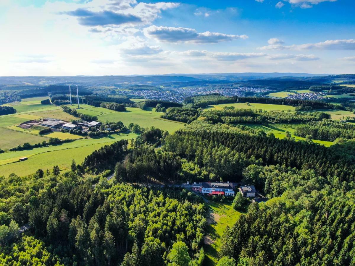 Hotel Landhaus Berghof Wenden  Dış mekan fotoğraf